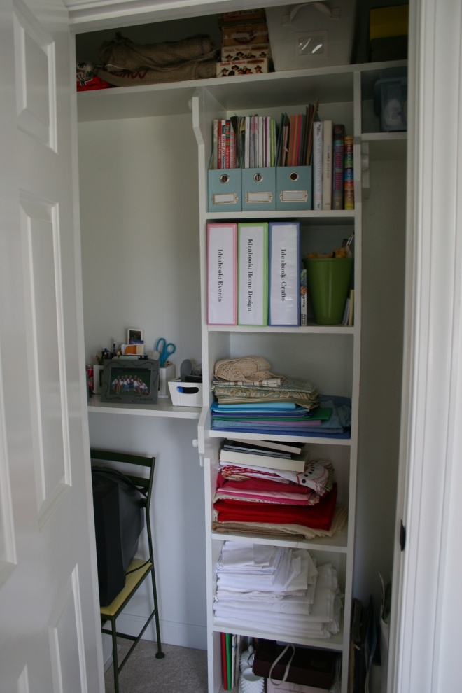 Great shelving system in the closet